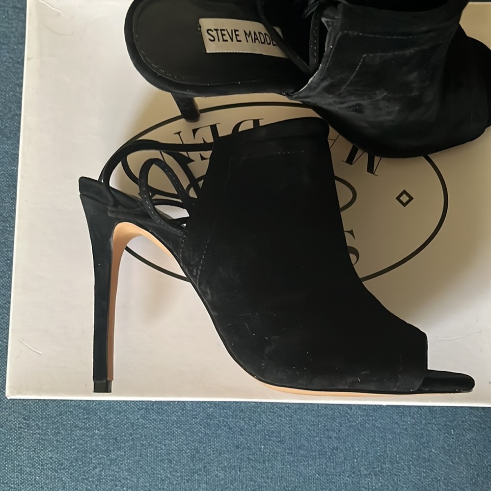 Steve Madden “Sophie” heels size 8 - Picture 3 of 3